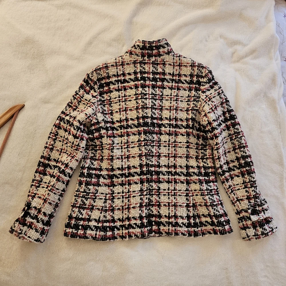 ❤️🤍🖤  Short Jacket - Picture 5 of 10
